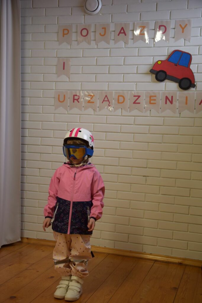 „Pojazdy i&nbsp;urządzenia w&nbsp;wierszach”